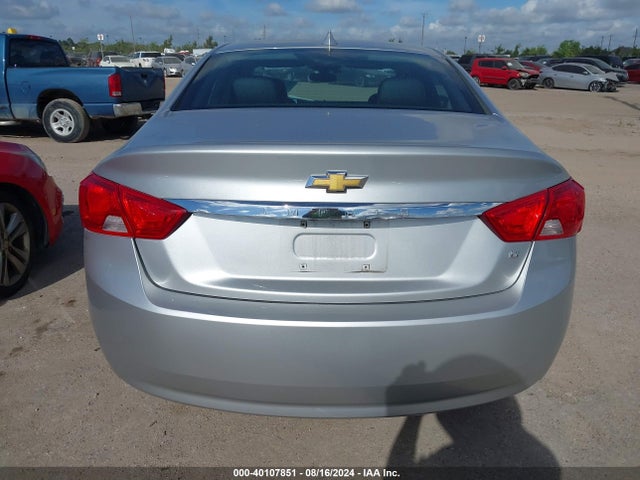 Chevrolet IMPALA 1LT 2018 2G1105SA0J9154523 Image 16