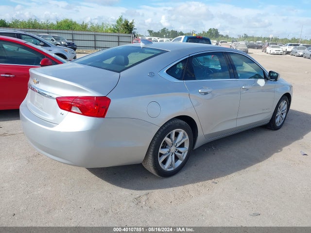Chevrolet IMPALA 1LT 2018 2G1105SA0J9154523 Image 4