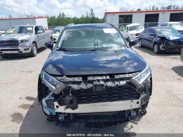 2T3C1RFV0KW028882 Toyota Rav4 Xle Premium