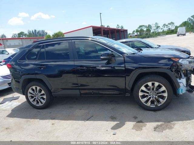 2T3C1RFV0KW028882 Toyota Rav4 Xle Premium