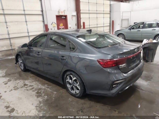 3KPF24AD1KE112815 KIA Forte Lxs