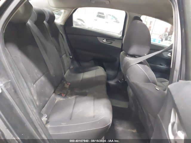 3KPF24AD1KE112815 KIA Forte Lxs
