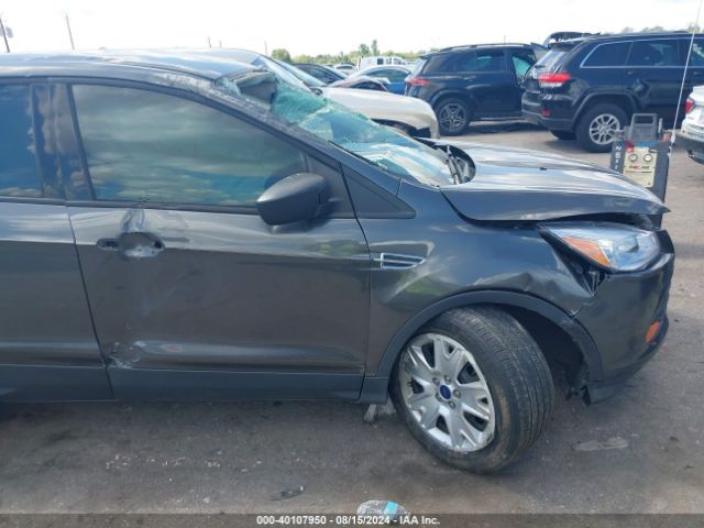 1FMCU0F79GUA04231 Ford ESCAPE S