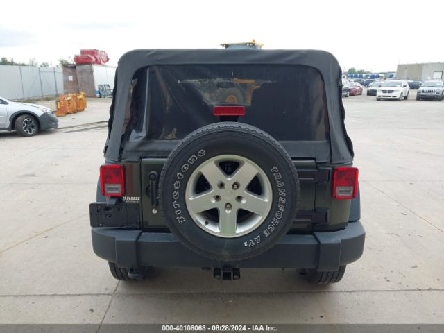1C4BJWDG9FL602600 Jeep Wrangler Unlimited Sport