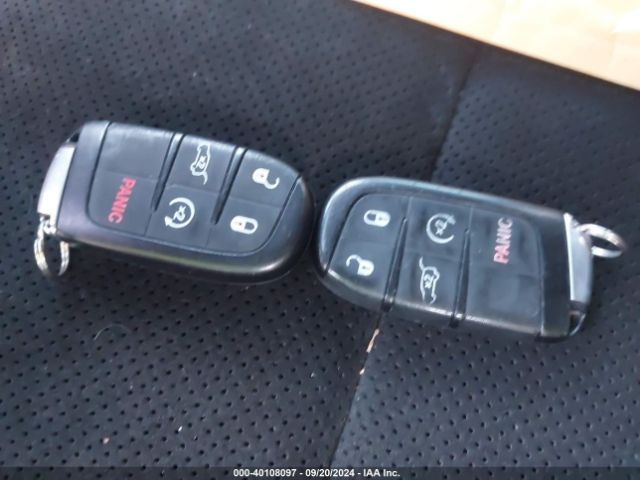 1C4RJFDJ3FC956851 Jeep Grand Cherokee Srt