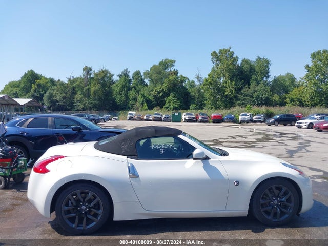 Nissan 370Z 2017 JN1AZ4FH5HM940462 Image 13