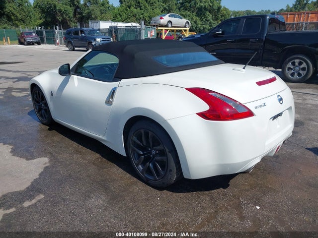 Nissan 370Z 2017 JN1AZ4FH5HM940462 Image 3