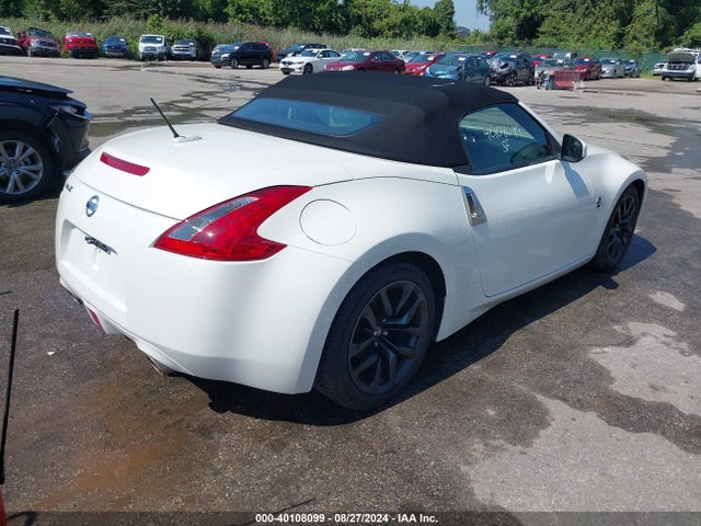 Nissan 370Z 2017 JN1AZ4FH5HM940462 Image 4