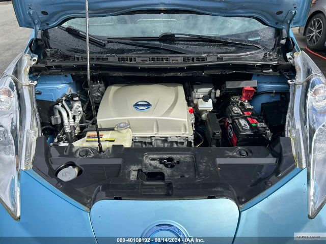 1N4AZ0CP2FC326074 Nissan LEAF SV