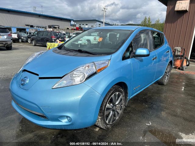 1N4AZ0CP2FC326074 Nissan LEAF SV