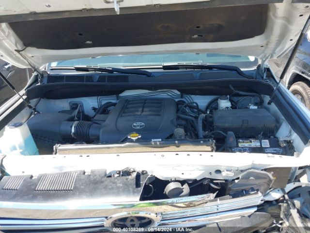 5TFEY5F1XHX216811 Toyota Tundra Sr5 5.7l V8