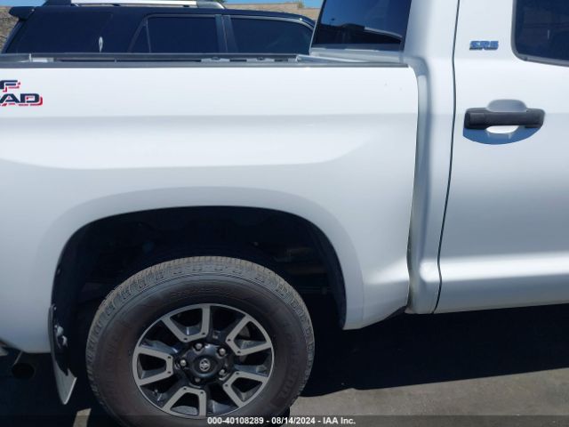 5TFEY5F1XHX216811 Toyota Tundra Sr5 5.7l V8
