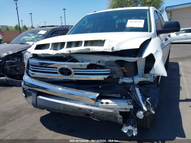 5TFEY5F1XHX216811 Toyota Tundra Sr5 5.7l V8