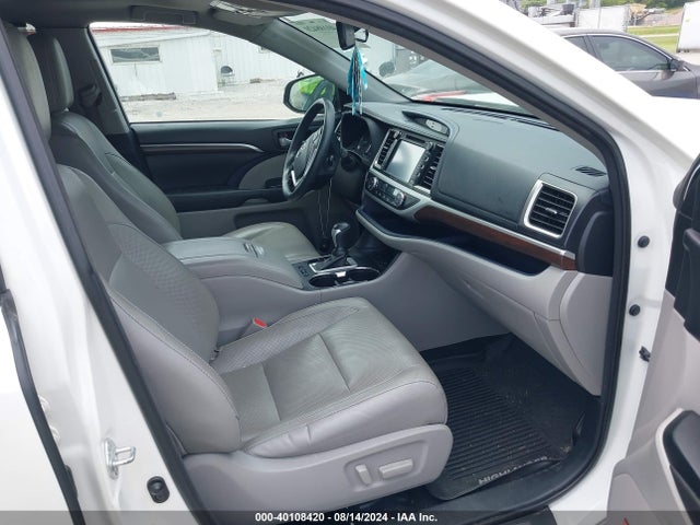 5TDDKRFH1GS308847 Toyota Highlander Limited V6