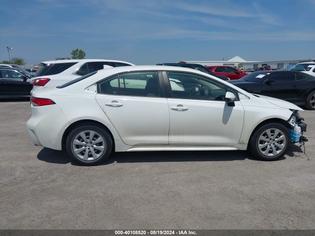 Toyota COROLLA LE 2022 JTDEPMAE4N3018493 Image 13