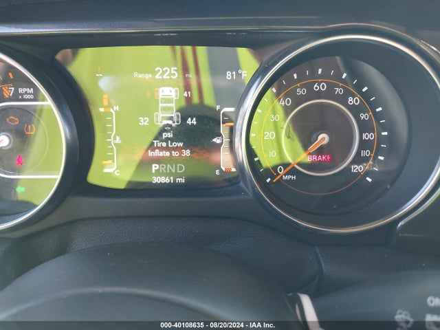 1C4HJXDG0MW832148 Jeep Wrangler Unlimited Sport Altitude 4x4