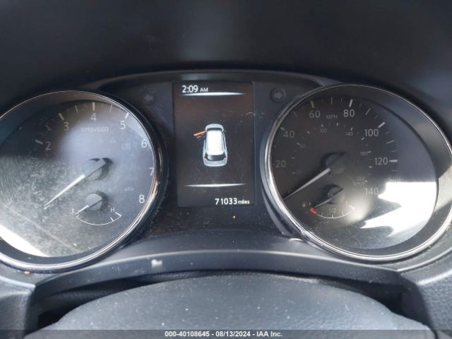 JN8AT2MT2HW397204 Nissan ROGUE SV
