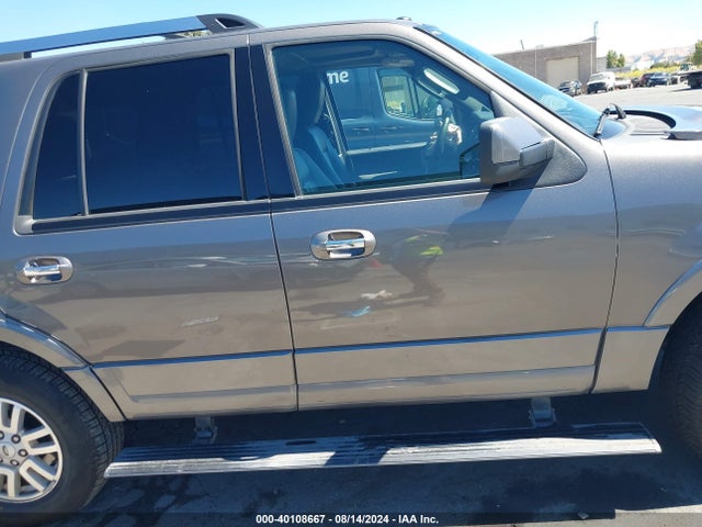 Ford Expedition Limited 2014 1FMJU2A52EEF52071 Image 13