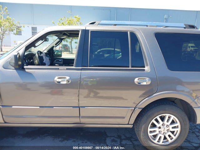 Ford Expedition Limited 2014 1FMJU2A52EEF52071 Image 14