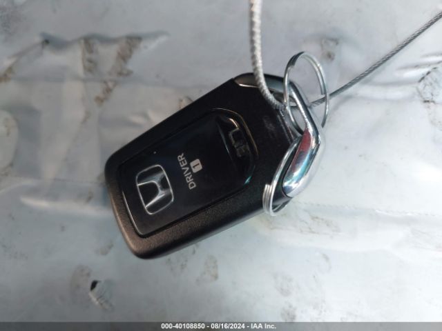 1HGCV2F99JA005470 Honda Accord Touring 2.0t
