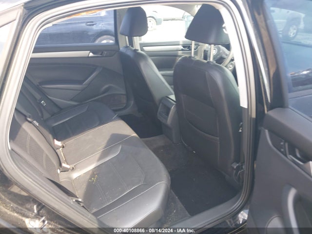 Volkswagen Passat 2.5l Wolfsburg Edition 2014 1VWAP7A31EC007169 Image 8