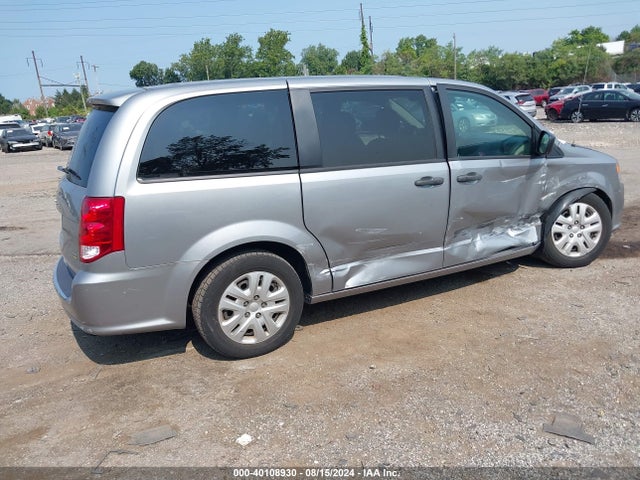 2C4RDGBG8KR683623 Dodge Grand Caravan Se