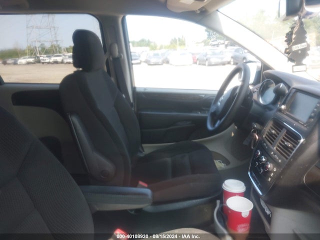 2C4RDGBG8KR683623 Dodge Grand Caravan Se