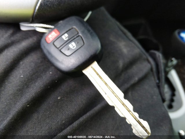 Toyota Prius C Two 2014 JTDKDTB38E1083264 Image 11