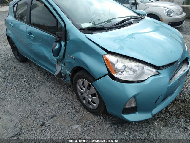 JTDKDTB38E1083264 Toyota Prius C Two