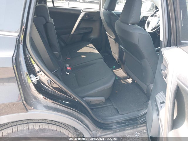 Toyota RAV4 LE 2014 2T3BFREV1EW159323 Image 8