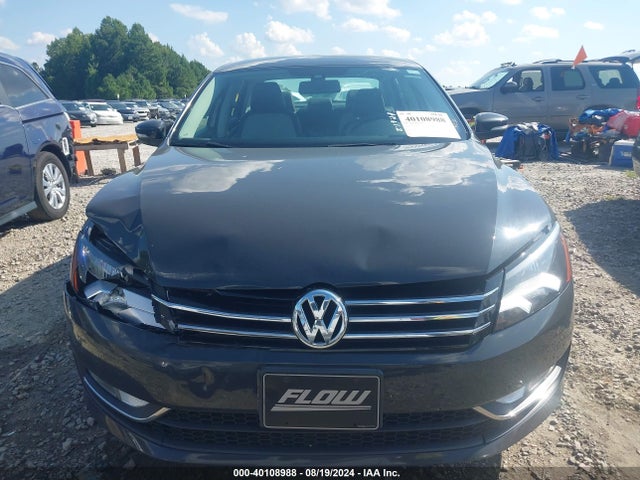 1VWBT7A32FC003469 Volkswagen Passat 1.8t Sport