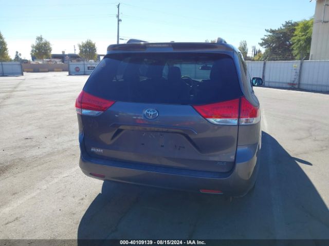 5TDYK3DC4ES421257 Toyota Sienna Xle V6 8 Passenger