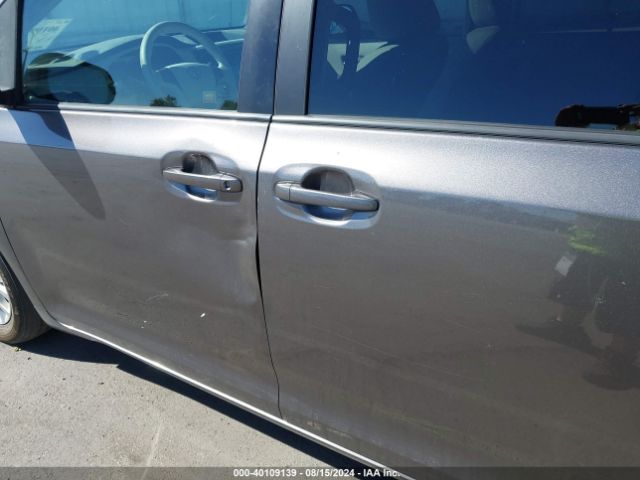 5TDYK3DC4ES421257 Toyota Sienna Xle V6 8 Passenger