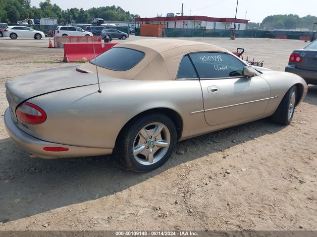 1997 JAGUAR XK8 SAJGX2748VC009891 Photo 3