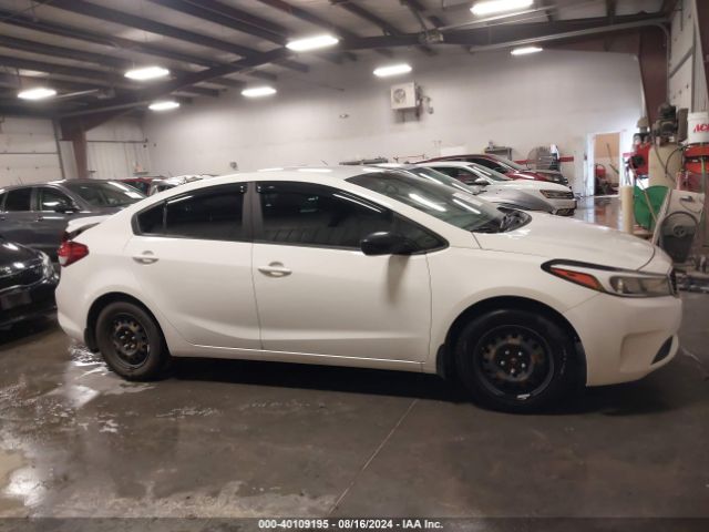 3KPFK4A7XHE011100 KIA FORTE LX