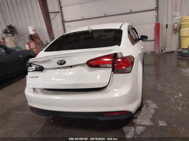 3KPFK4A7XHE011100 KIA FORTE LX
