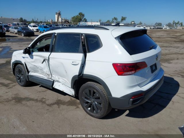 3VVCX7B23NM079573 Volkswagen Taos 1.5t S