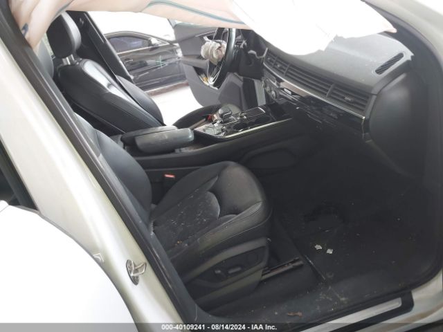 WA1LHAF7XHD051648 Audi Q7 2.0t Premium