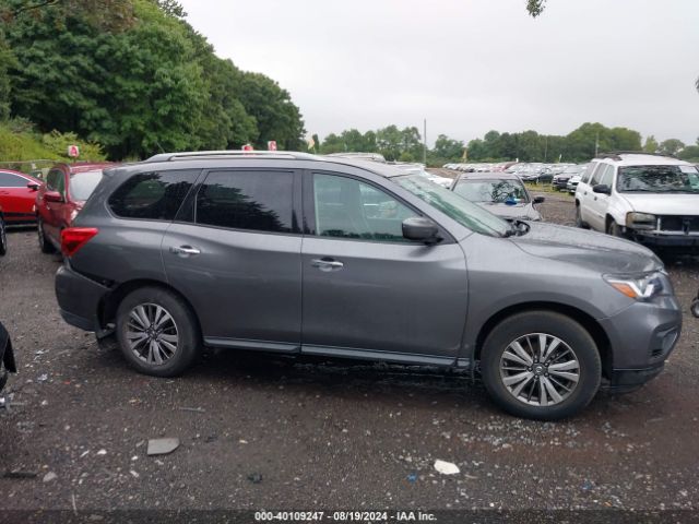5N1DR2MM9JC665054 Nissan Pathfinder S