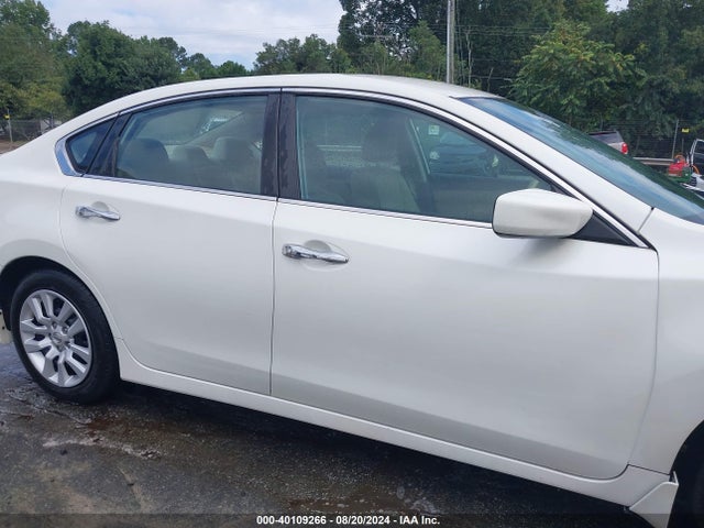 Nissan Altima 2.5 S 2017 1N4AL3AP8HC184662 Image 14