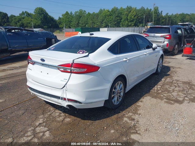 Ford FUSION SE 2017 3FA6P0HD6HR262152 Image 4