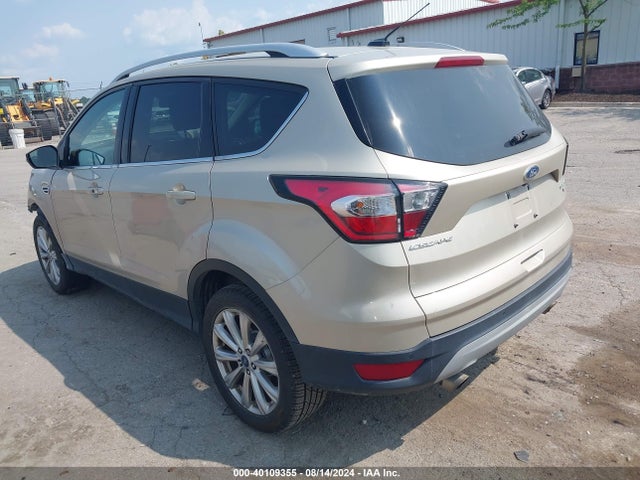 Ford Escape Titanium 2017 1FMCU0JD1HUD26943 Image 3