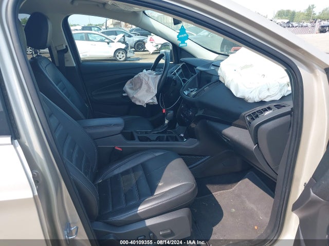 Ford Escape Titanium 2017 1FMCU0JD1HUD26943 Image 5