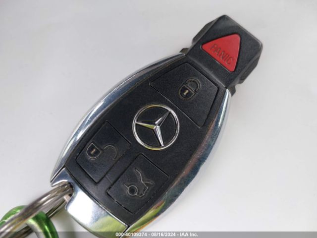 WDDUG8FBXHA309880 Mercedes-Benz S 550 4matic