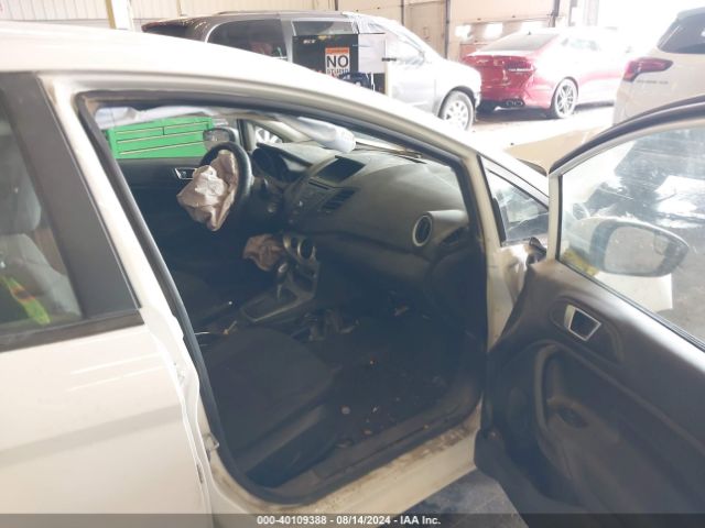 3FADP4BJ8GM193621 Ford FIESTA SE