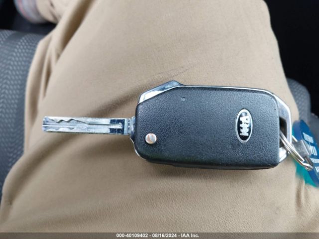 KNDPMCAC5M7928266 KIA Sportage Lx