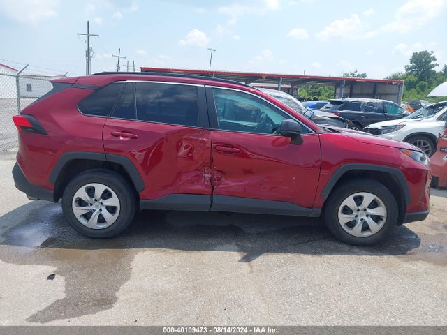Toyota RAV4 LE 2019 2T3H1RFV2KW047052 Image 13