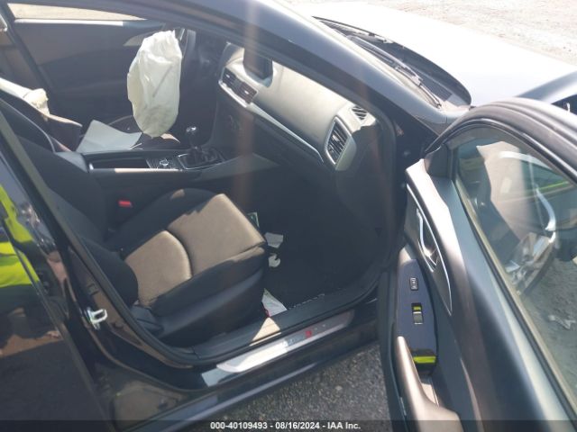 2018 MAZDA MAZDA3 3MZBN1K70JM268830 Photo 4
