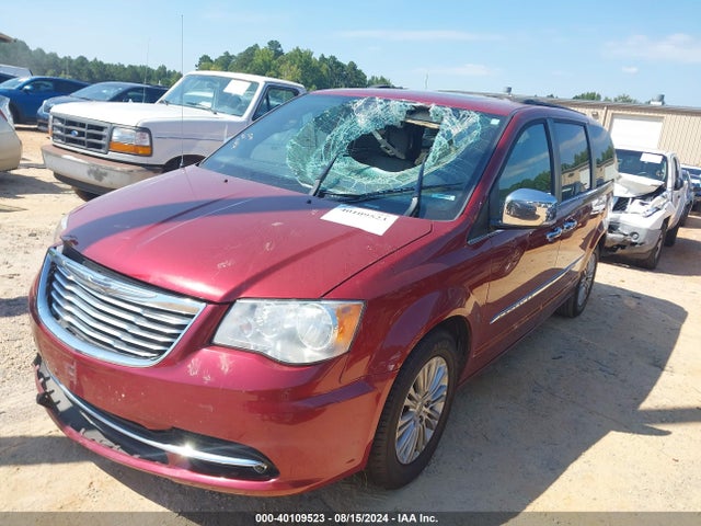 2C4RC1CG8GR190630 Chrysler Town & Country Touring-l Anniversary Edition