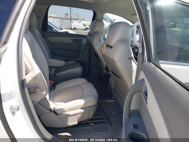 Chevrolet Traverse 2lt 2015 1GNKRHKD3FJ329783 Image 8